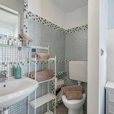 ベッド・アンド・ブレックファスト Da Giueli On The Seafront